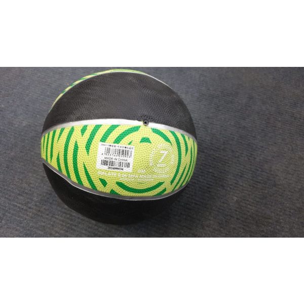 SIZE 7 BASKETBALL